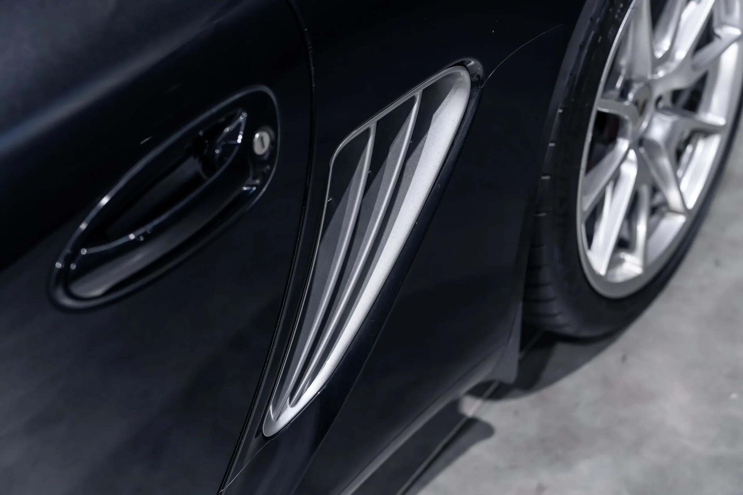 Spicy Motor - Cayman R-14_resultat