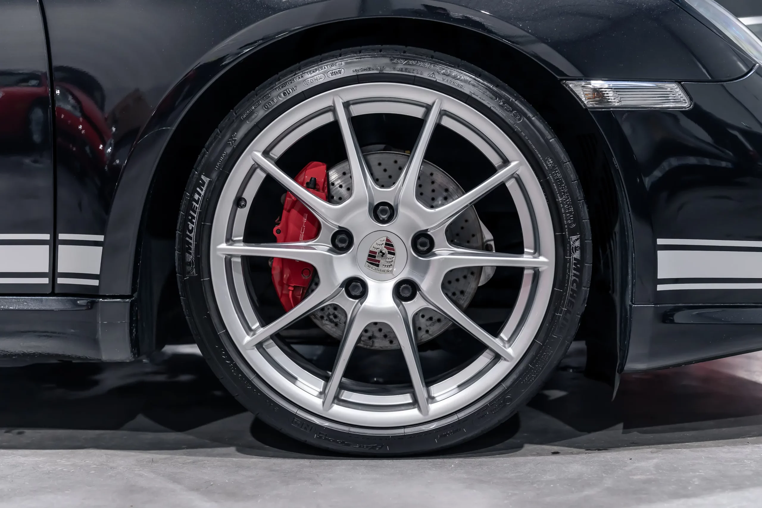 Spicy Motor - Cayman R-17_resultat