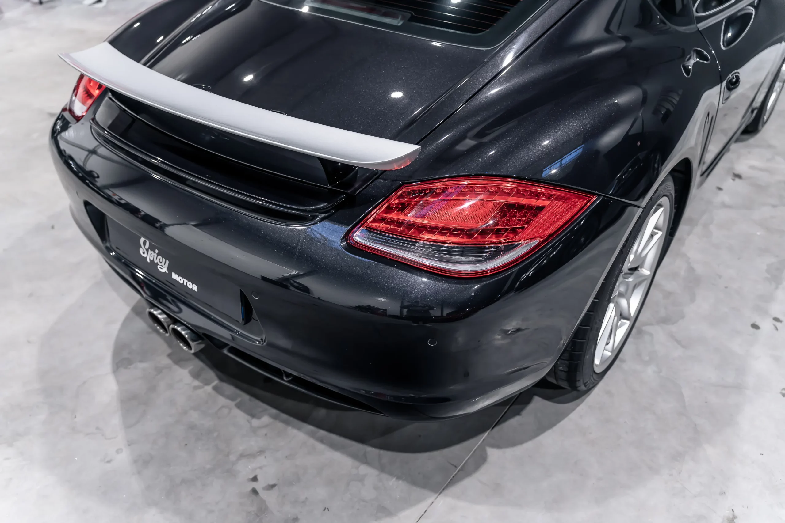 Spicy Motor - Cayman R-49_resultat