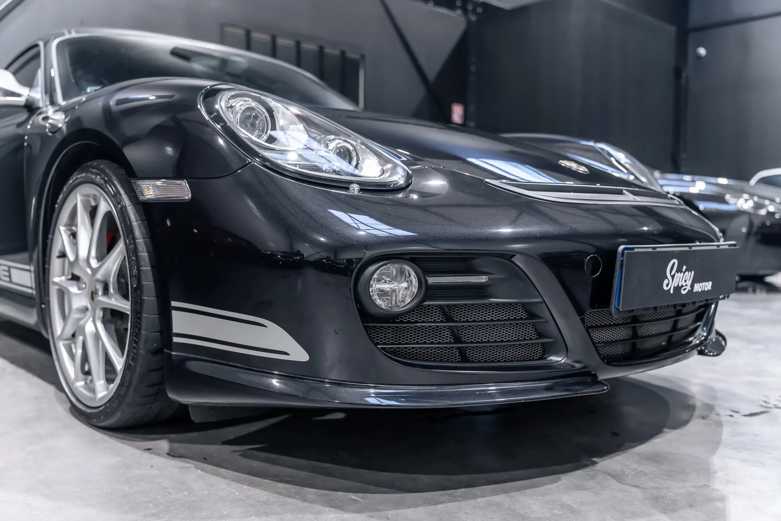 Spicy Motor - Cayman R-8_resultat