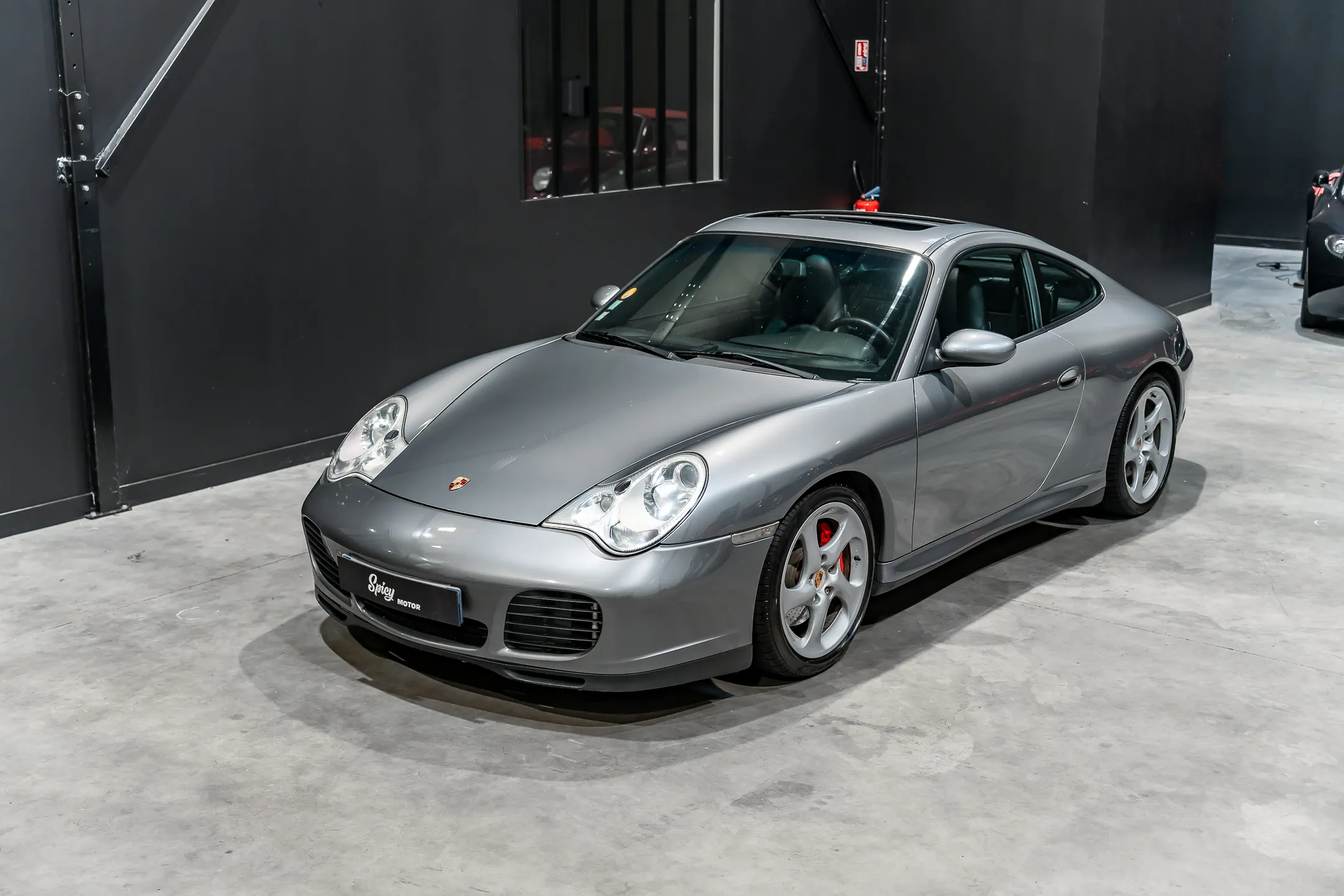 Spicy-Motor-996-Carrera-4s-35-sur-50_resultat