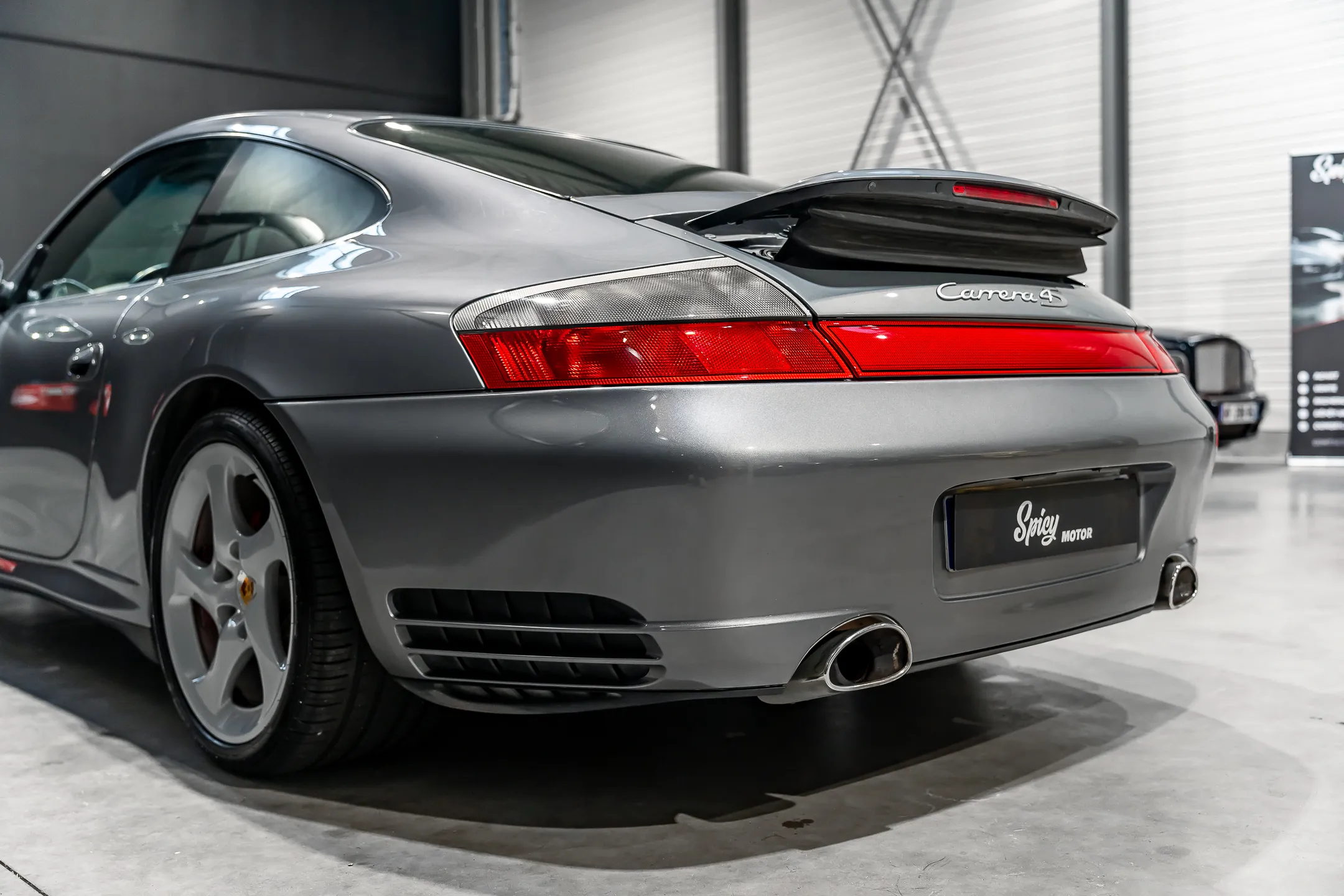 Spicy-Motor-996-Carrera-4s-65-sur-50_resultat
