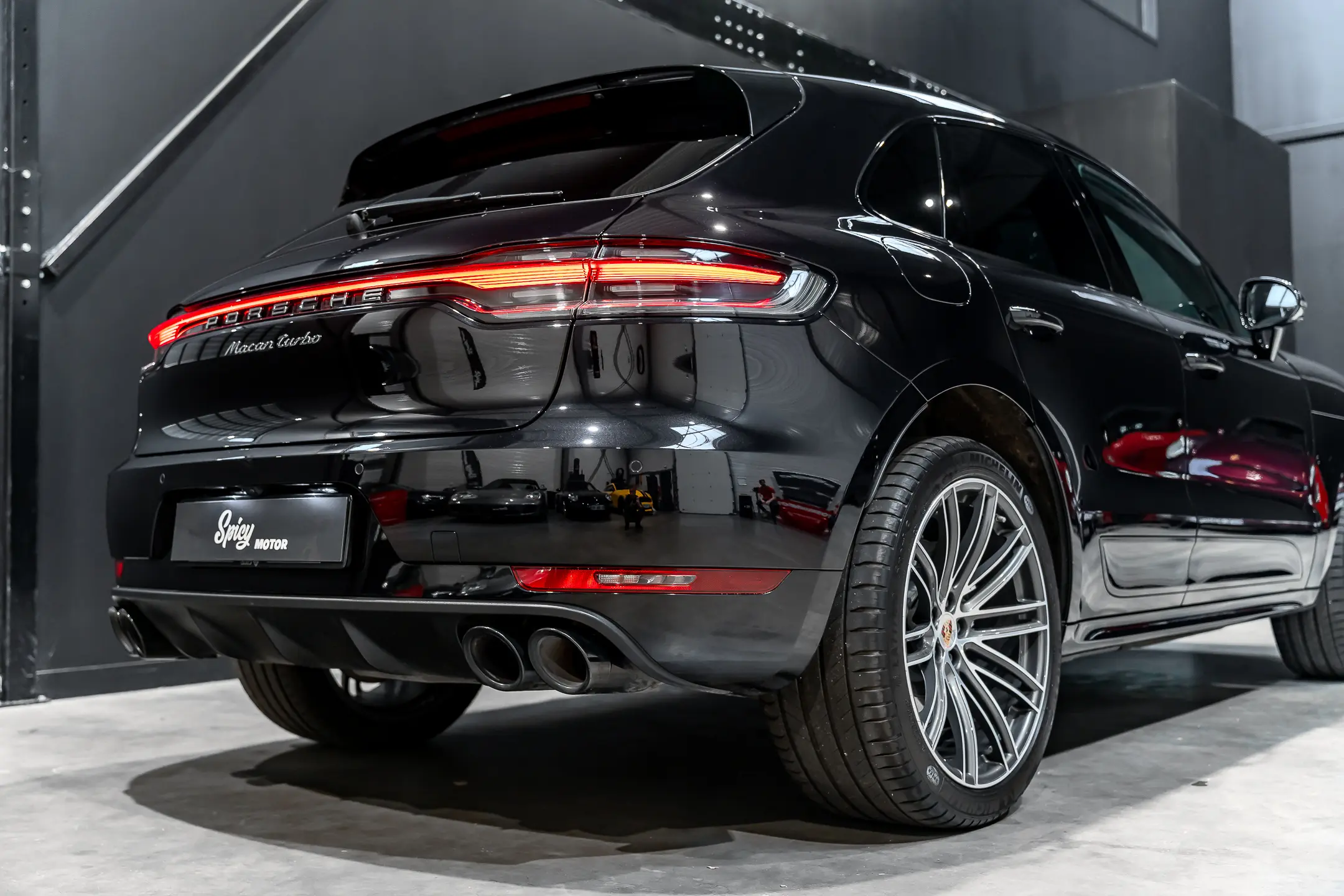 Spicy-Motor-Macan-102_resultat