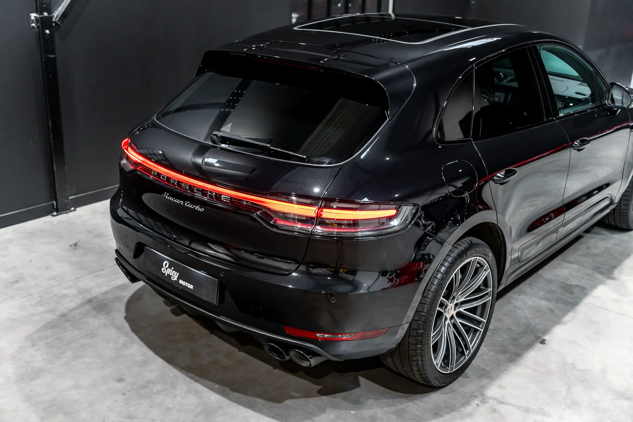 Spicy-Motor-Macan-103_resultat