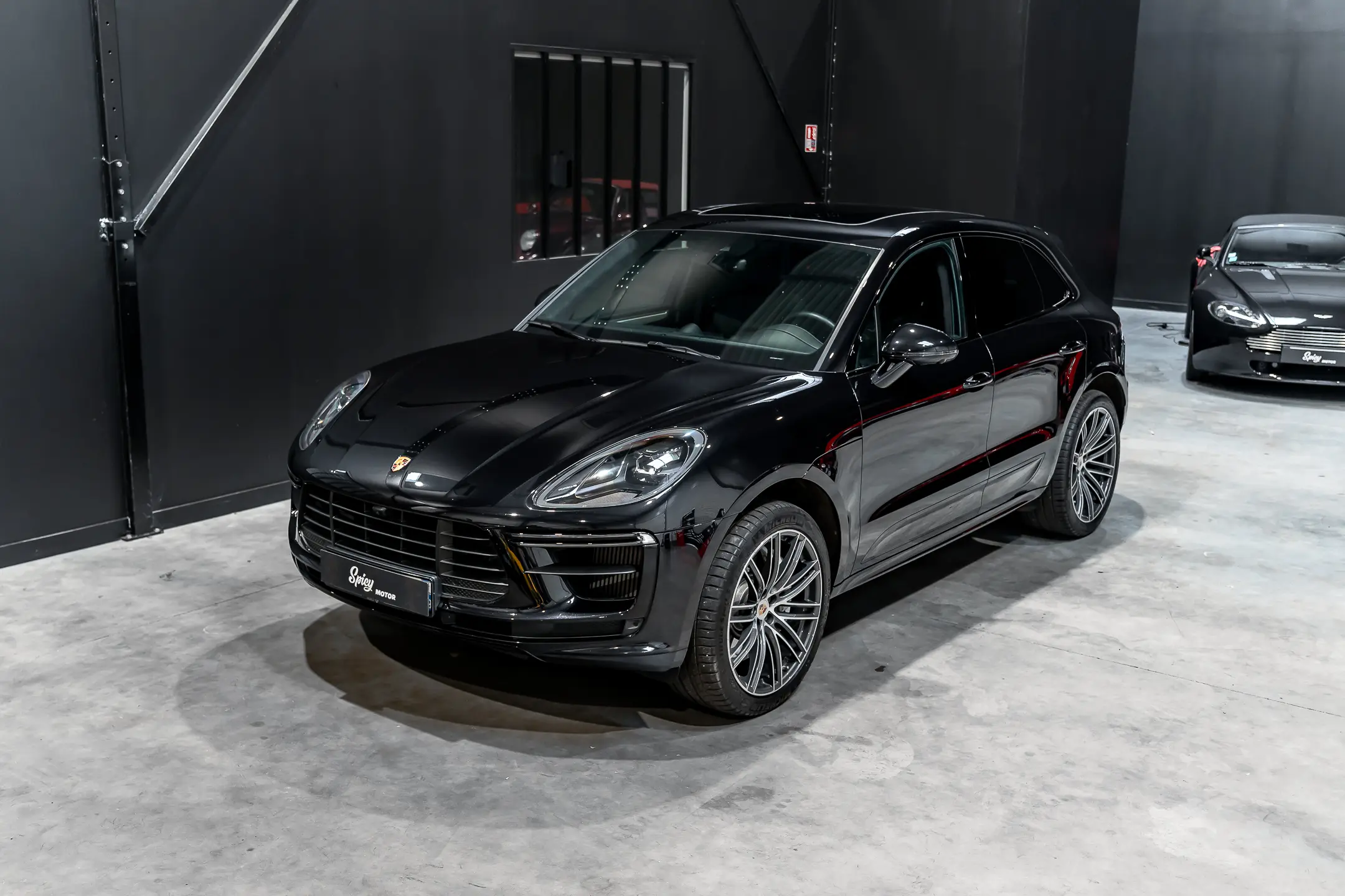 Spicy-Motor-Macan-72_resultat