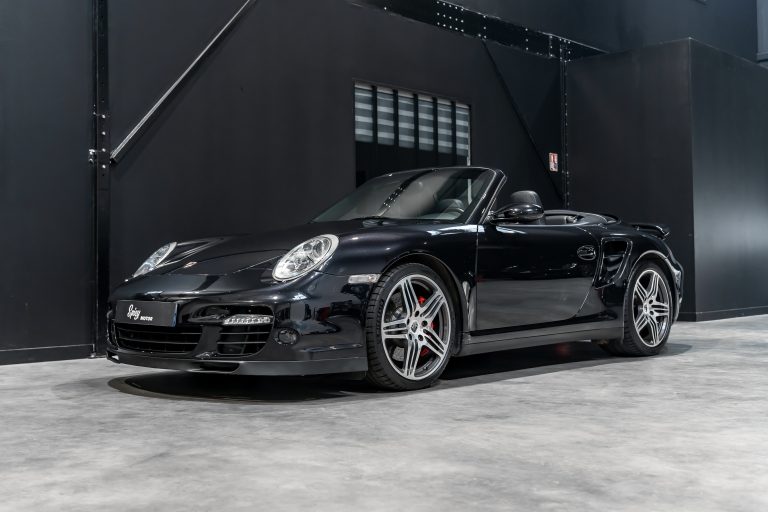Turbo-997-Cab-103-2